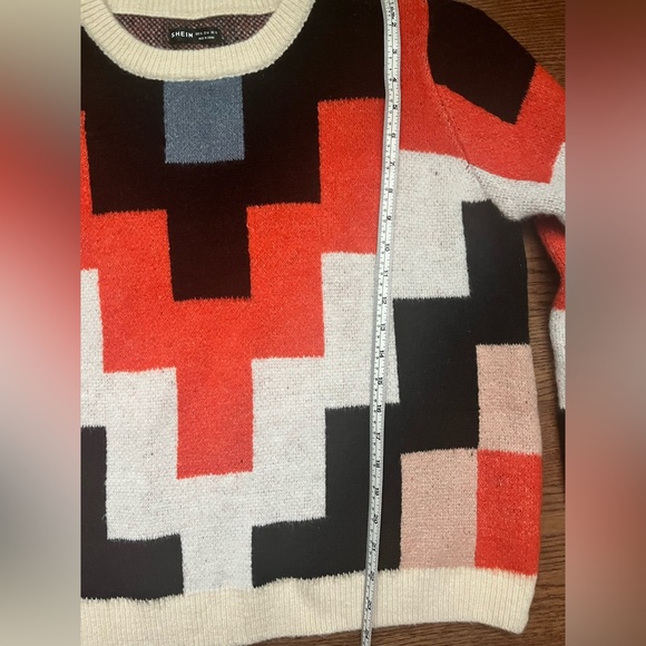 Colourful knitted sweater - Picture 2 of 5